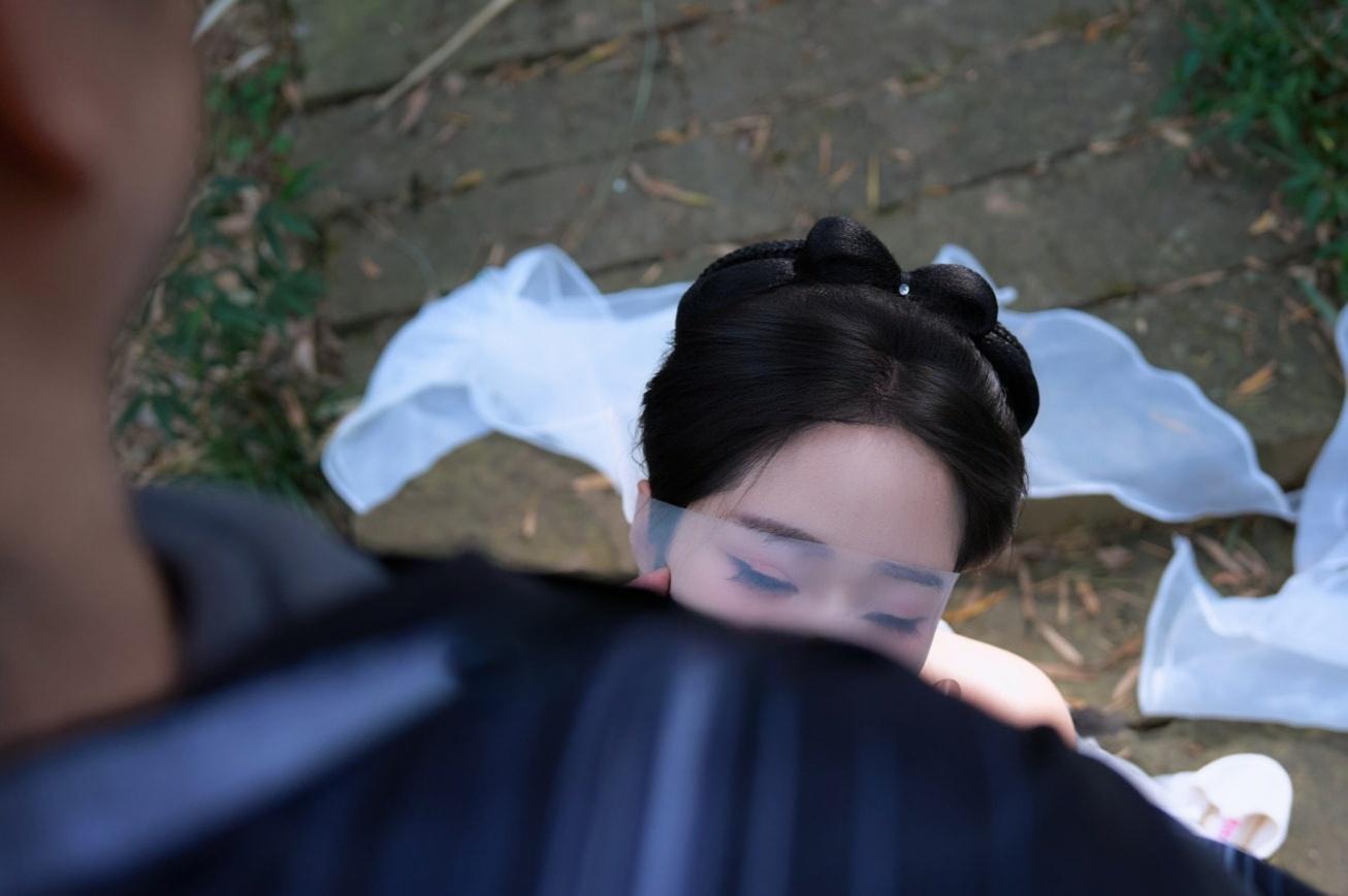 钛合金TiTi – 小龙女VS龙骑士-美女推荐